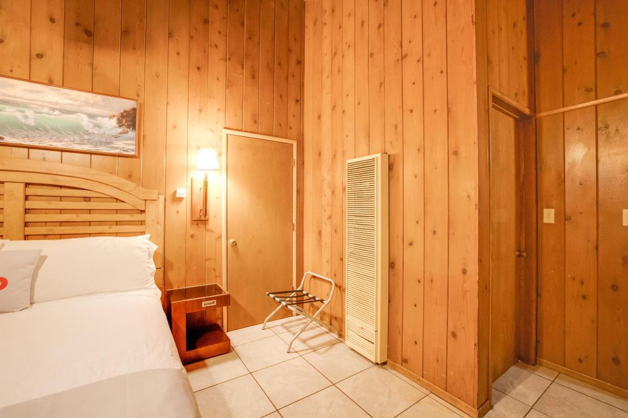 Arrowhead Tree Top Lodge Лейк-Эрроухед Экстерьер фото